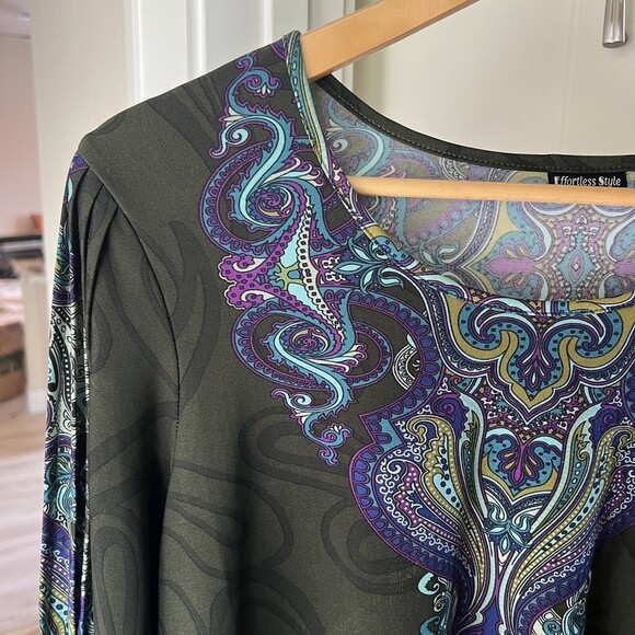 Effortless Style by Citiknits Women’s Top Green Long Sleeve Bell V-Neck Large - Picture 11 of 11